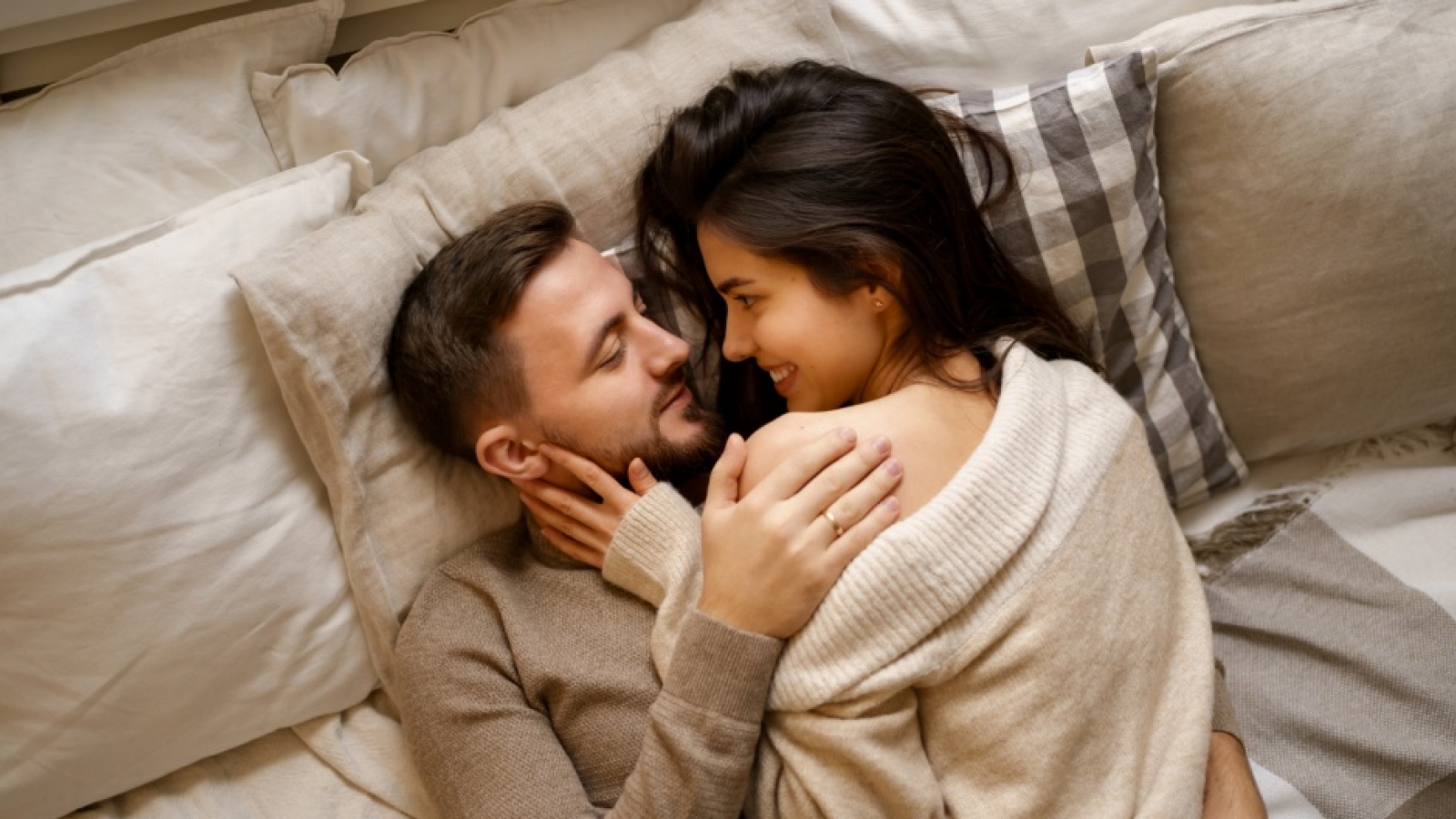 Ngày nào cũng quan hệ vợ chồng có sao không?